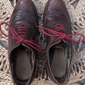 Like new J Shoes Oxford Brown Leather Dress Shoes Size 7